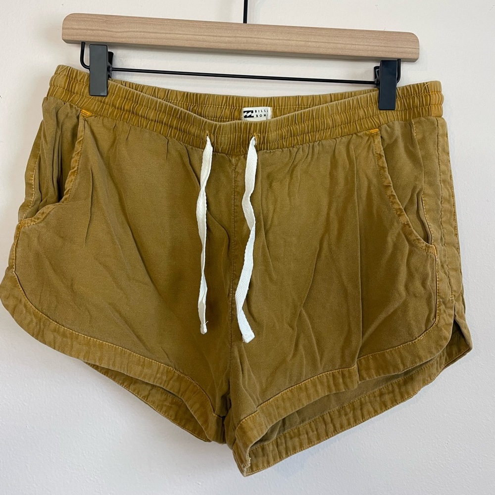 Billabong Women’s Lounge Shorts Size Large